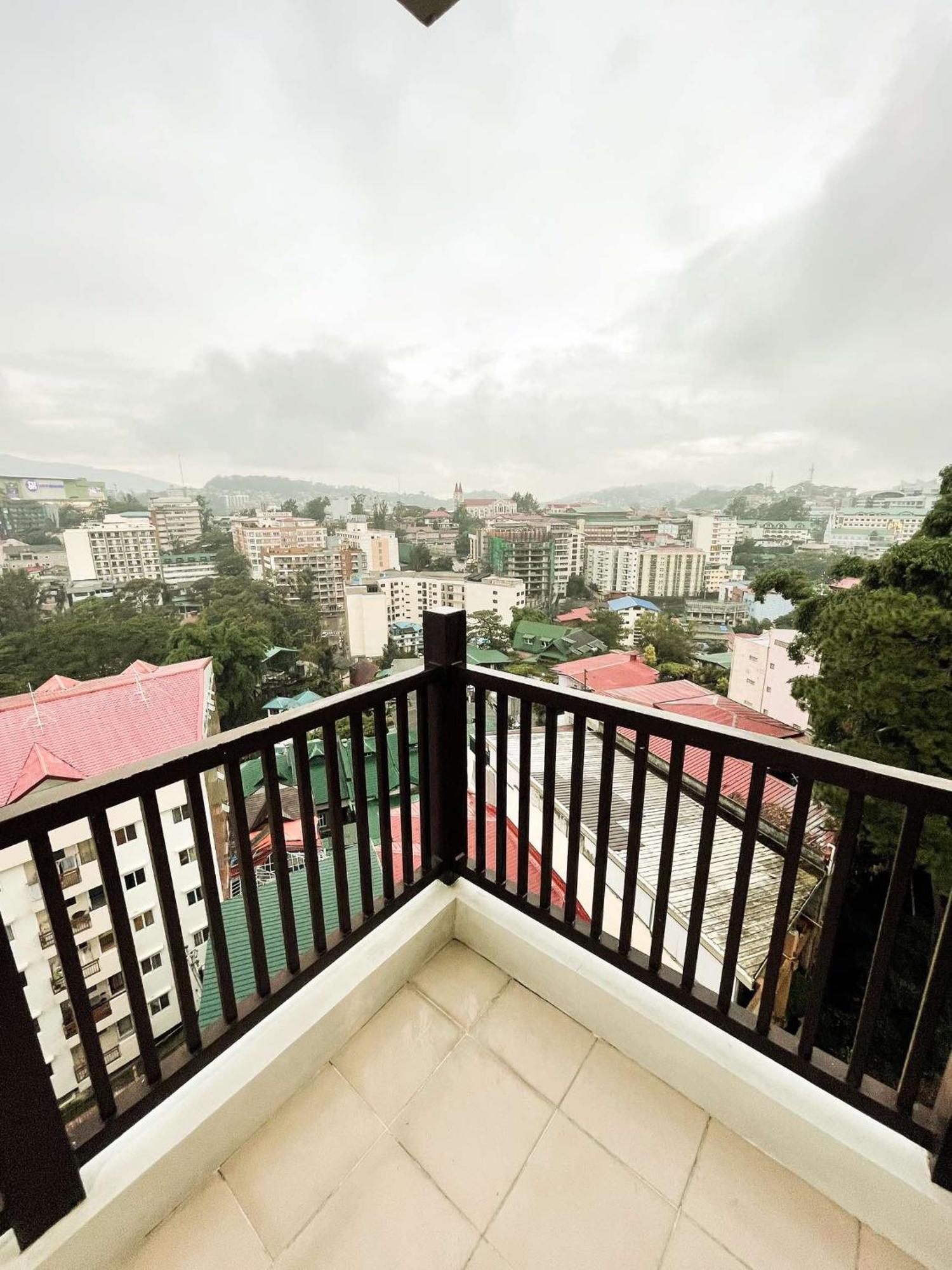 Cozy Pine Suites Baguio City Exterior photo